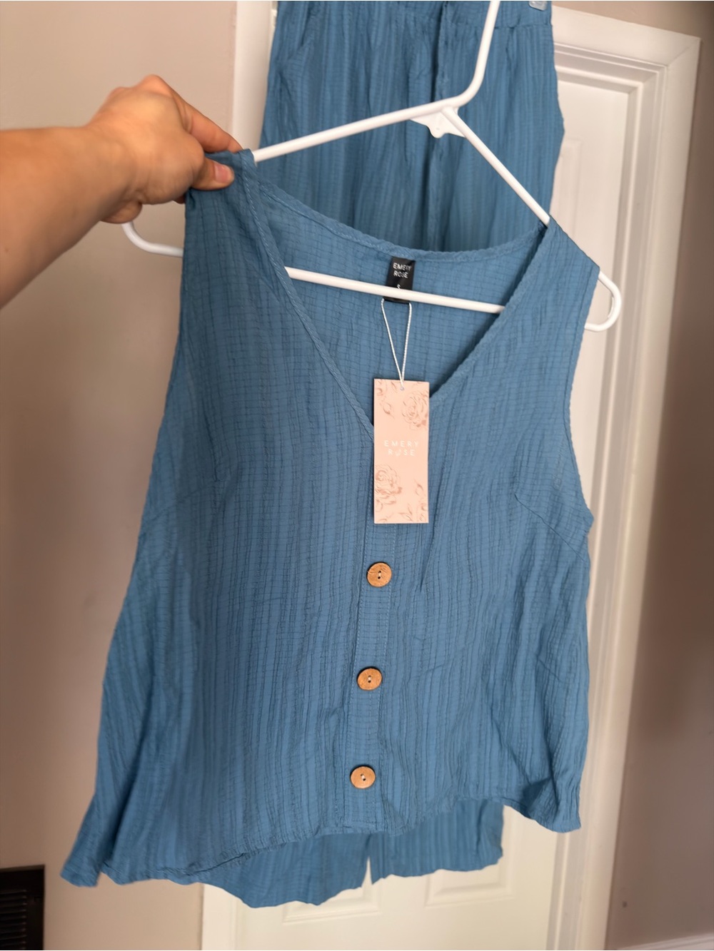 SHEIN Blue Button-Front Textured Camisole
